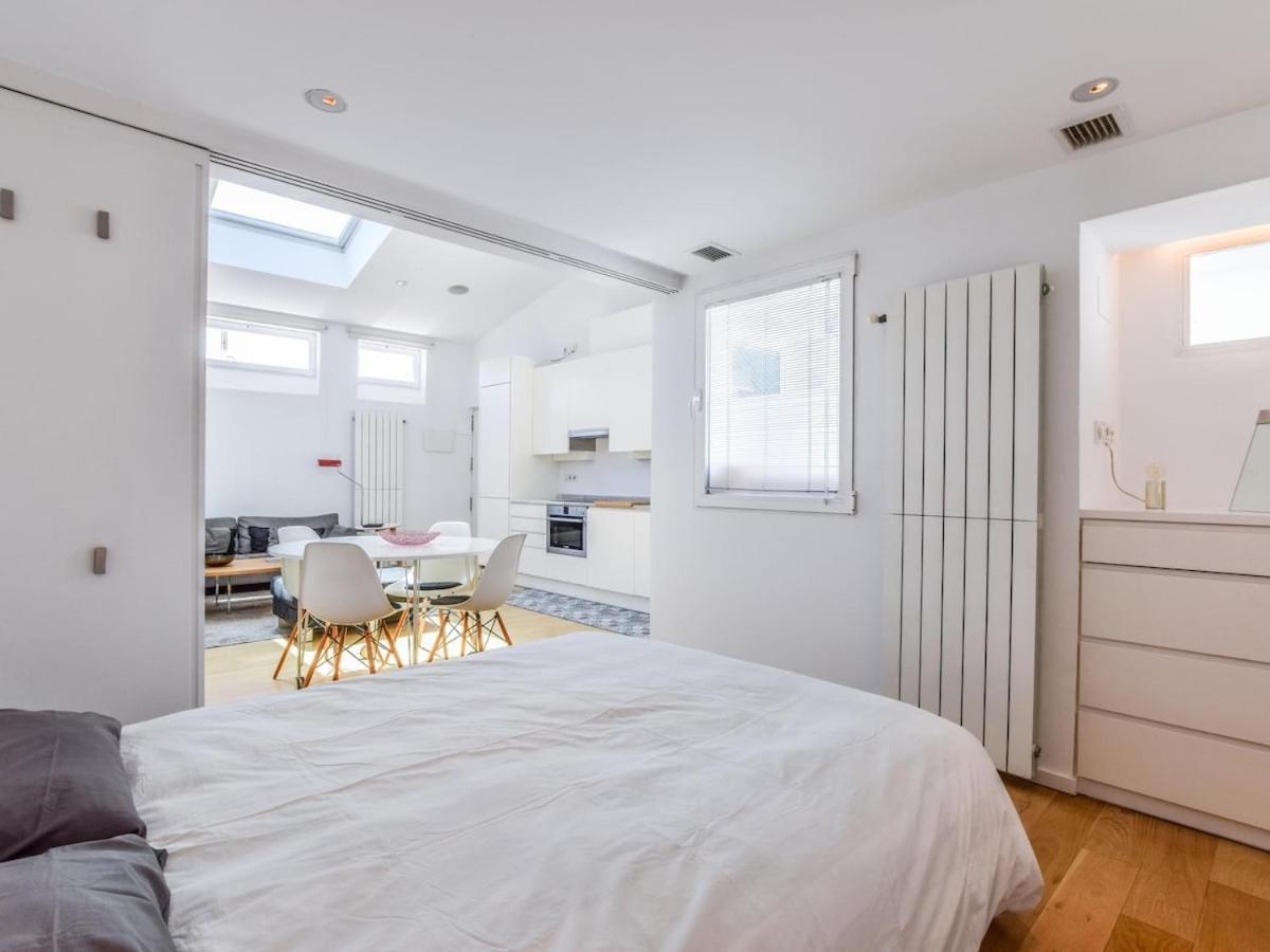 Apartamento De Diseno De Lujo En Lavapies Alquiler Temporal Madrid Exteriér fotografie
