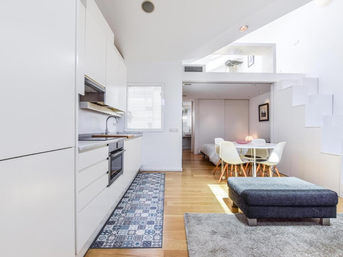 Apartamento De Diseno De Lujo En Lavapies Alquiler Temporal Madrid Exteriér fotografie