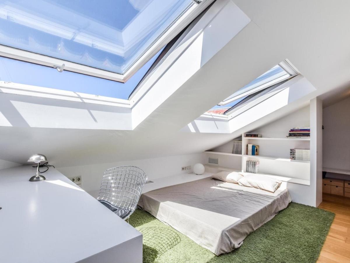 Apartamento De Diseno De Lujo En Lavapies Alquiler Temporal Madrid Exteriér fotografie