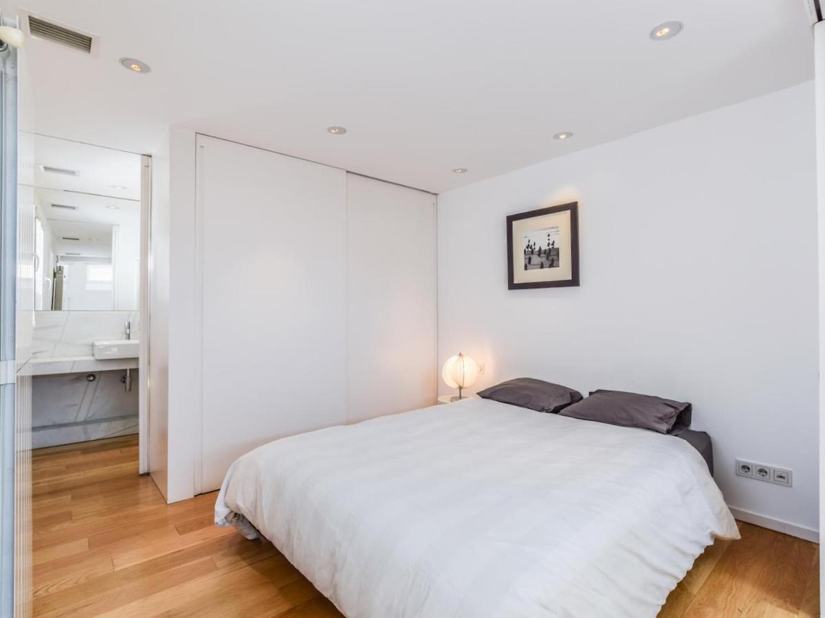 Apartamento De Diseno De Lujo En Lavapies Alquiler Temporal Madrid Exteriér fotografie