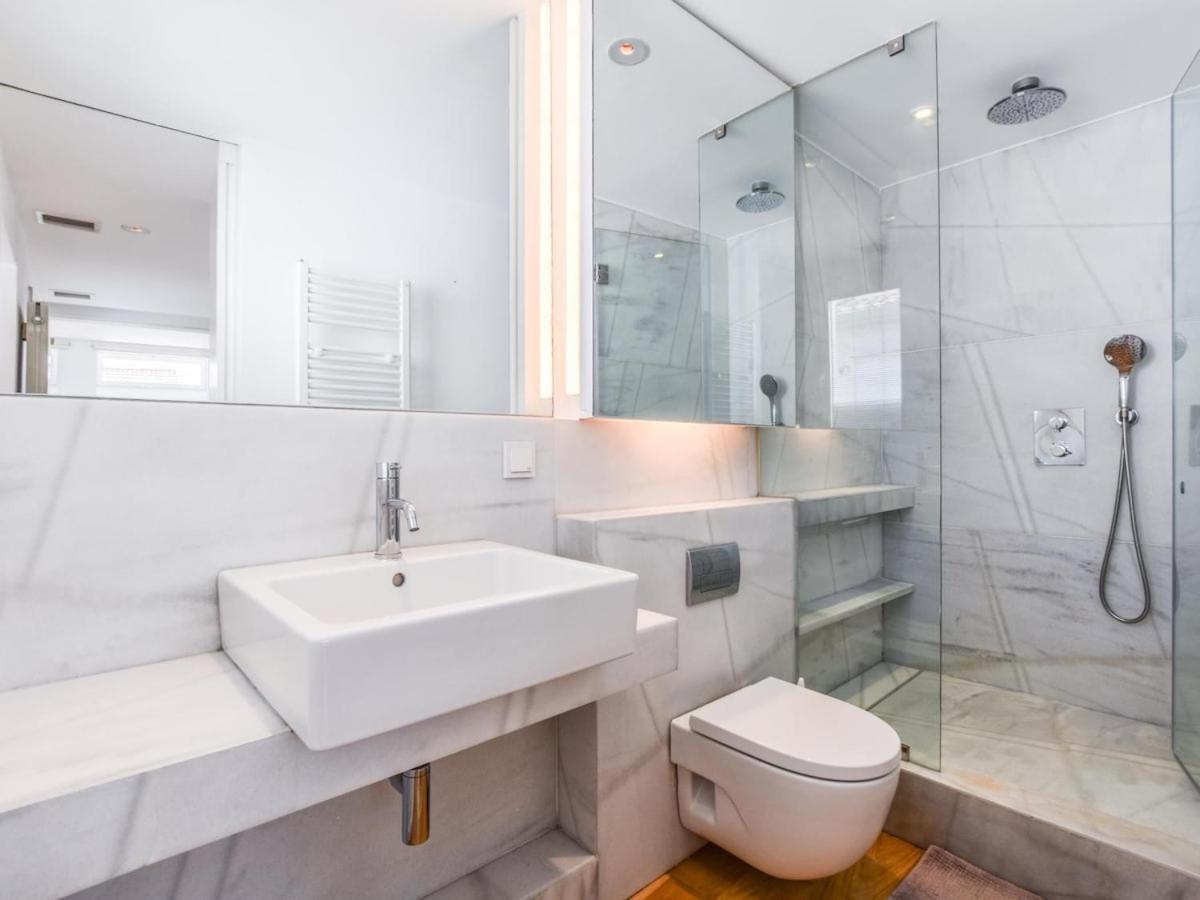 Apartamento De Diseno De Lujo En Lavapies Alquiler Temporal Madrid Exteriér fotografie